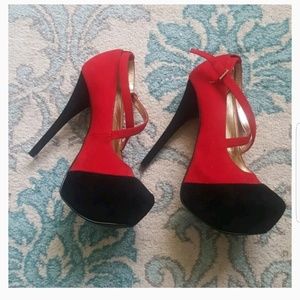 Wild Pair platform Pumps